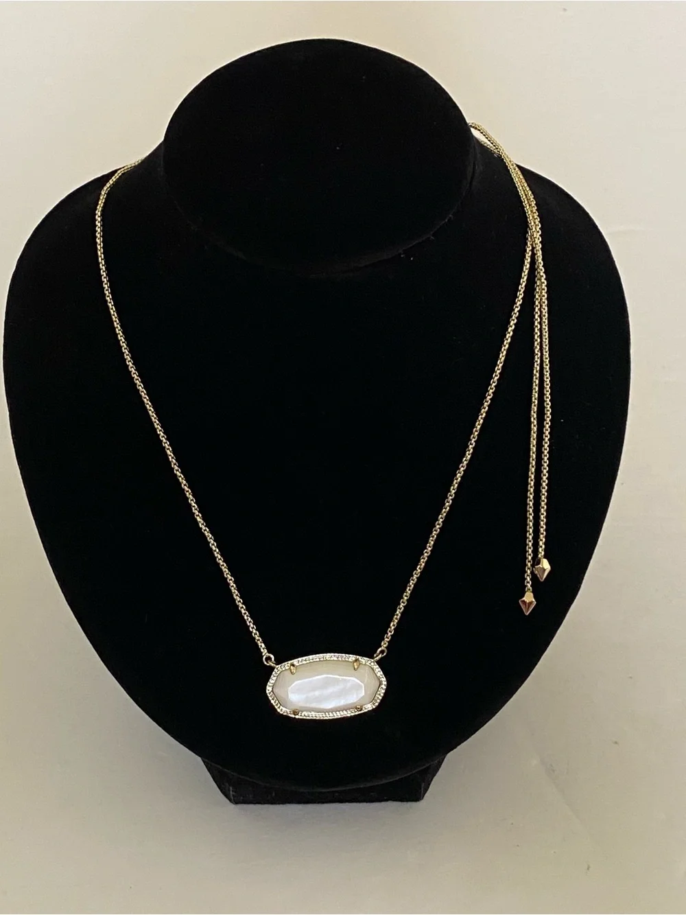 Kendra Scott Elise Gold Tone Necklace with Ivory Mother-of-Pearl Oval Pendant